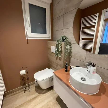 Chez Gigi Et Malou - Brimbelle 度假居 *